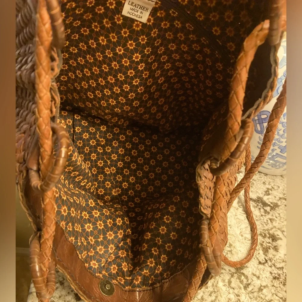 Weaved All-Leather Tote Bag - Boho Inspired - Picture 7 of 8